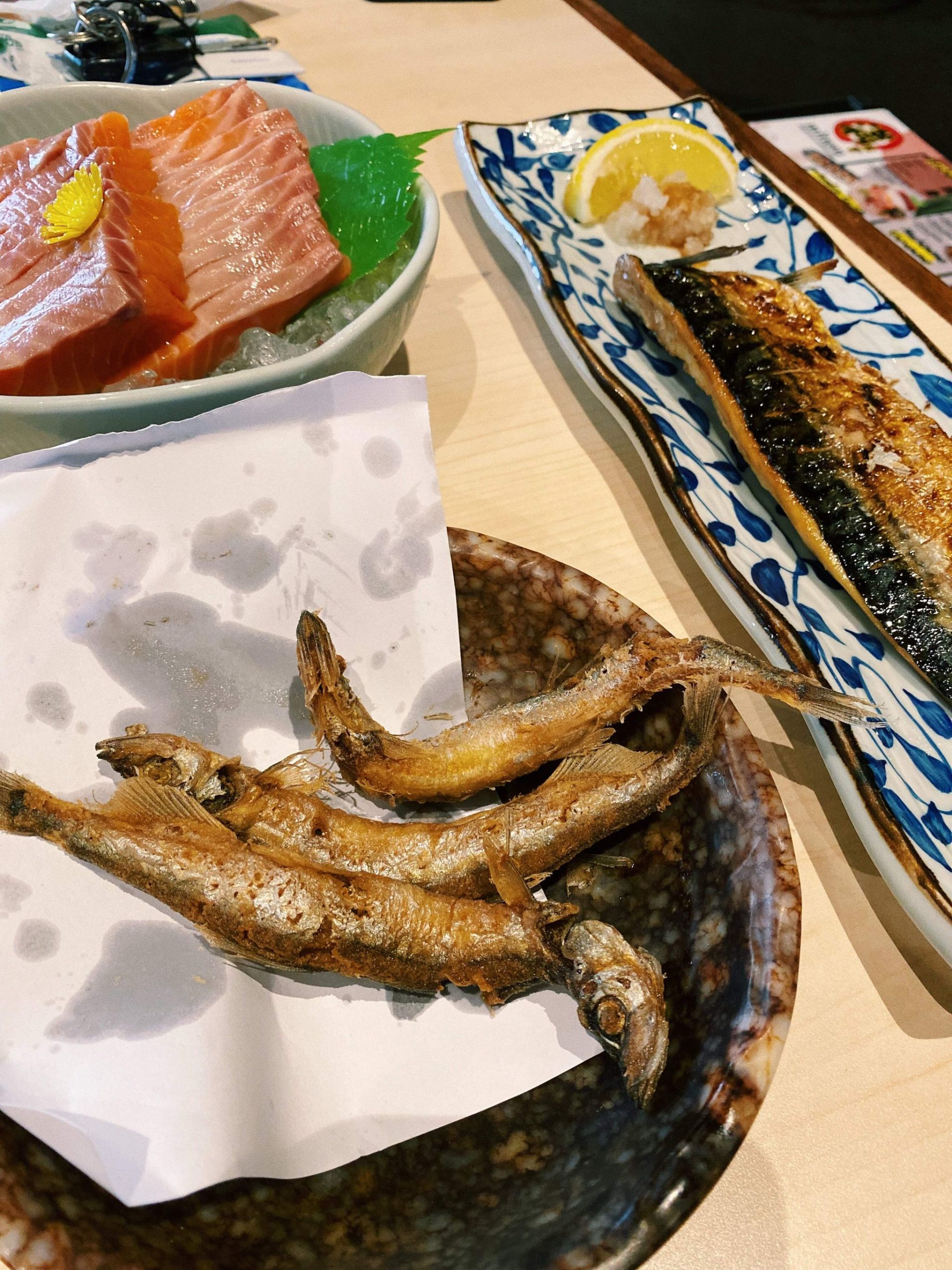 Deep fried capelin fish (shishamo)