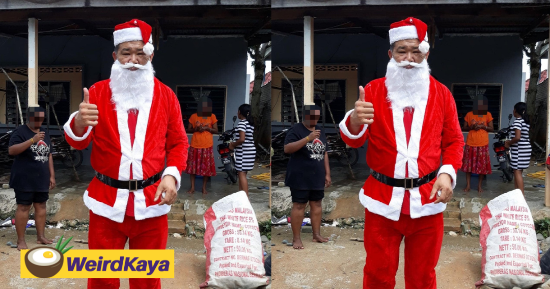 Uncle Kentang dresses up Santa Claus