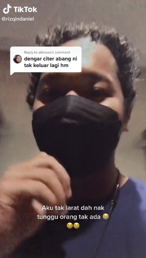 [video] man walks into female washroom by accident, takes to tiktok to ask for help | weirdkaya
